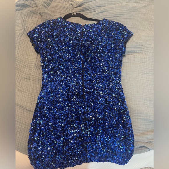 Blue Sequin Parker Dress - Picture 3 of 4